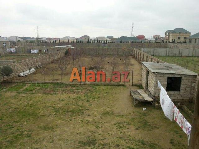 Xəzər. R buzovna. Q albalılıq-pajarnı yolu 12 sot 2 mərtəbəli 4 böyük otaqlı ev