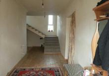 Xəzər. R buzovna. Q albalılıq-pajarnı yolu 12 sot 2 mərtəbəli 4 böyük otaqlı ev