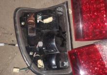 toyota lc 100 land gruser cipinin arxa stoplari