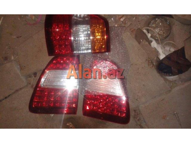 toyota lc 100 land gruser cipinin arxa stoplari