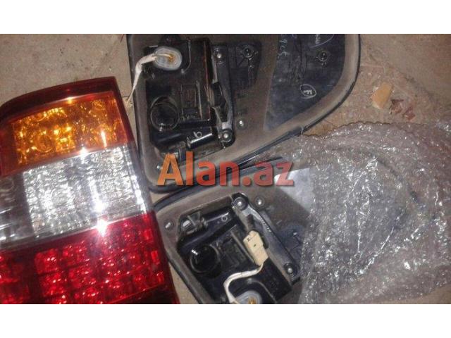 toyota lc 100 land gruser cipinin arxa stoplari